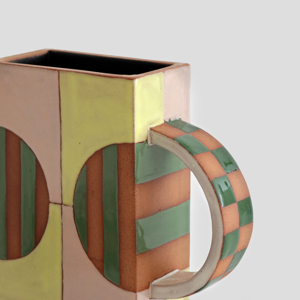Striped and checkered shapes Container