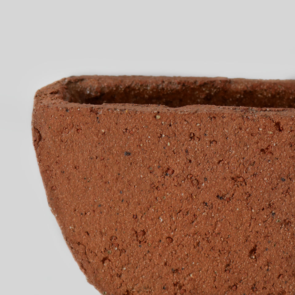 Suiban vase Half-moon Textured Terra Cotta