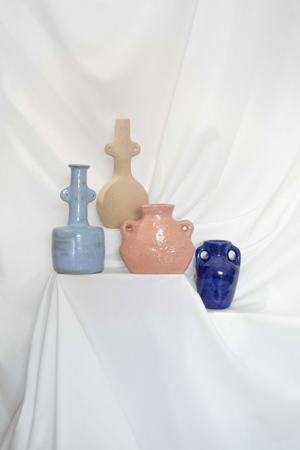 Vase rose texturé