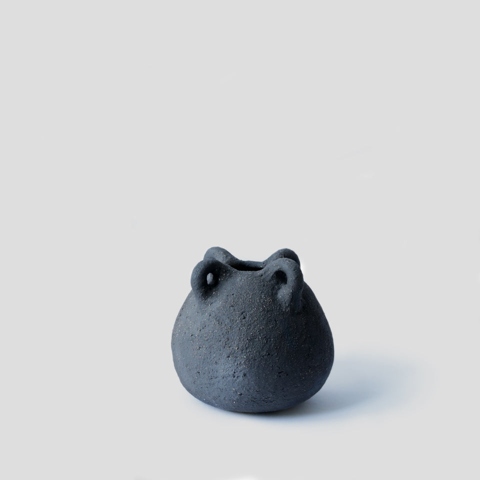 4 handles Bouboulita Black Vase