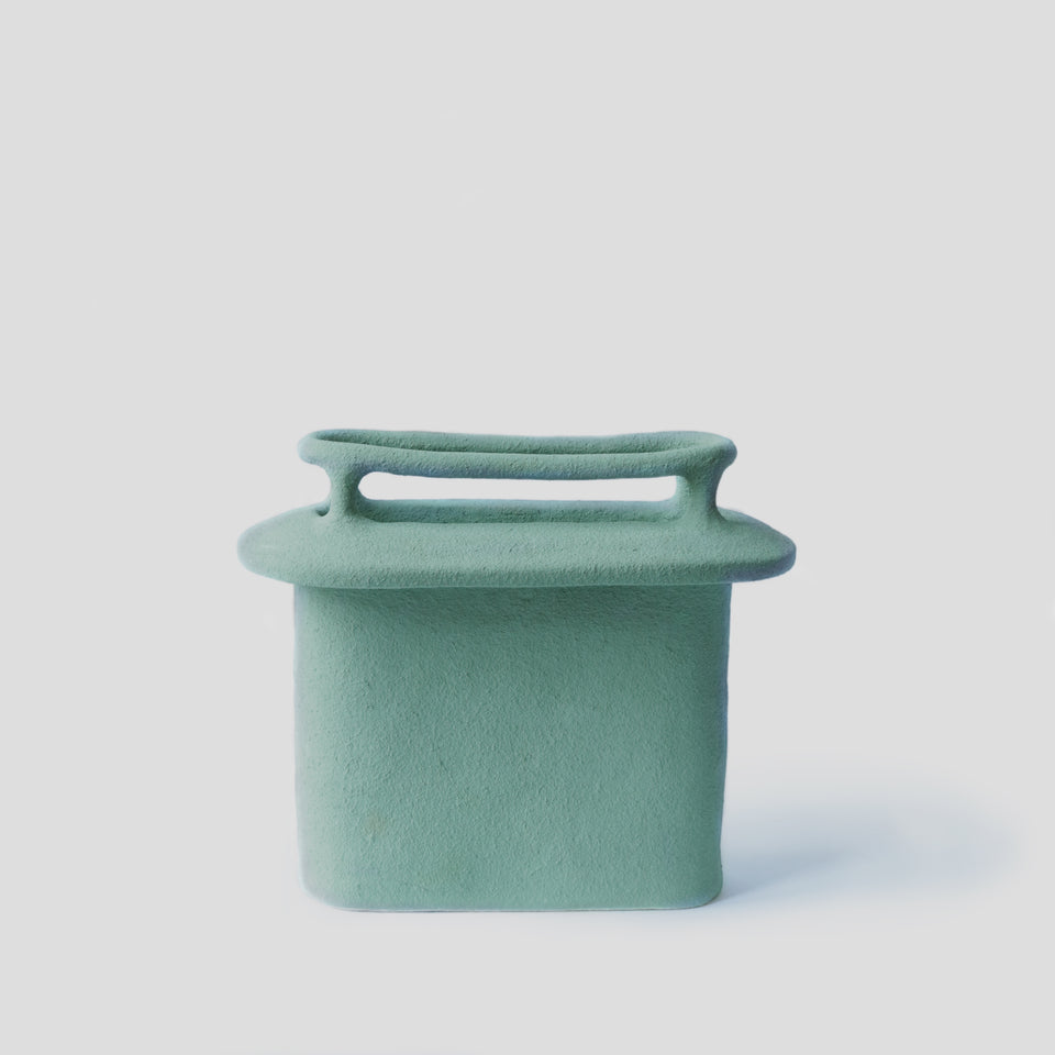 The chimney vase - light green