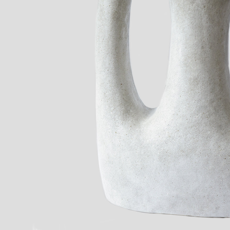 Grand vase Sympoiesis I, off-white
