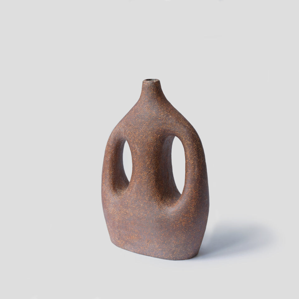 Vase Sympoiesis IV, dark brown