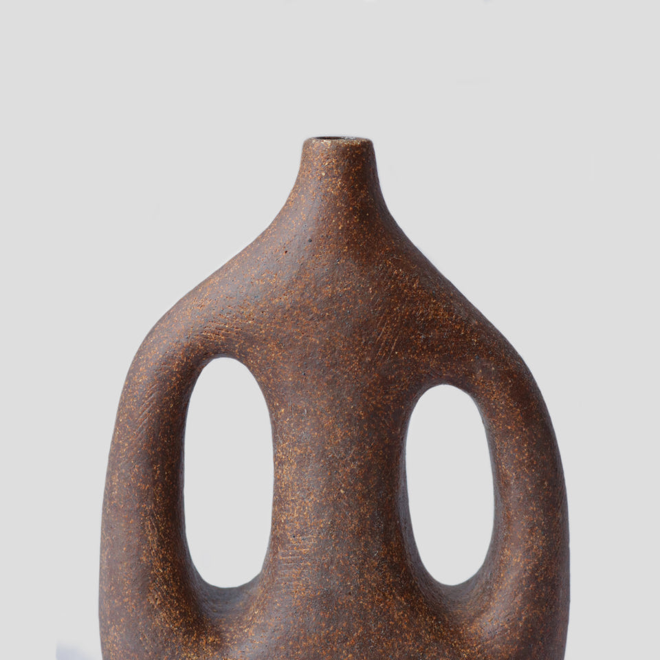 Vase Sympoiesis IV, dark brown