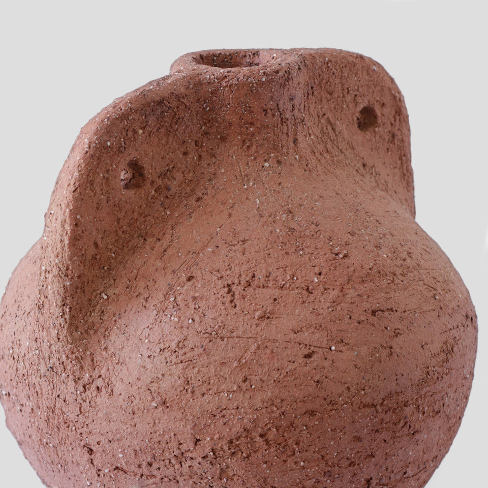 Round Amphora textured Terra cotta