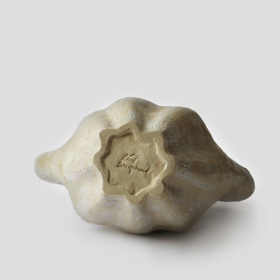Large Brioche vase