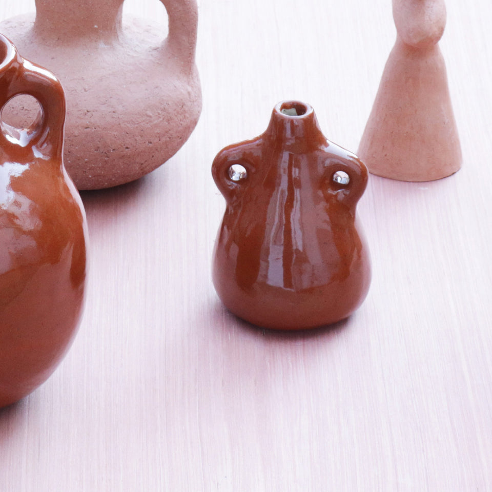 Vase conique orange brûlé