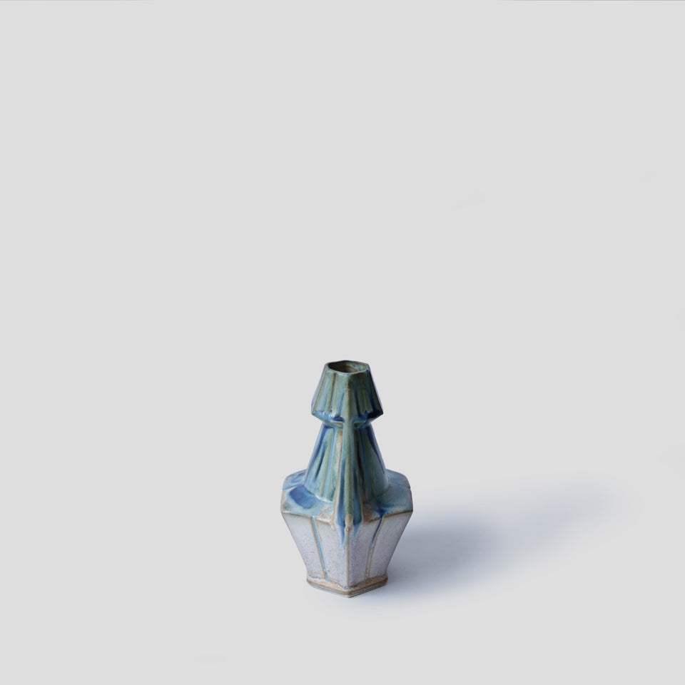 Vase vintage hexagonal en grès flammé