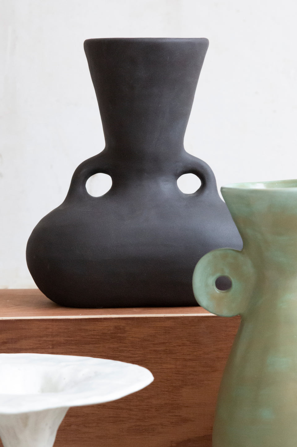 Grand vase noir mat