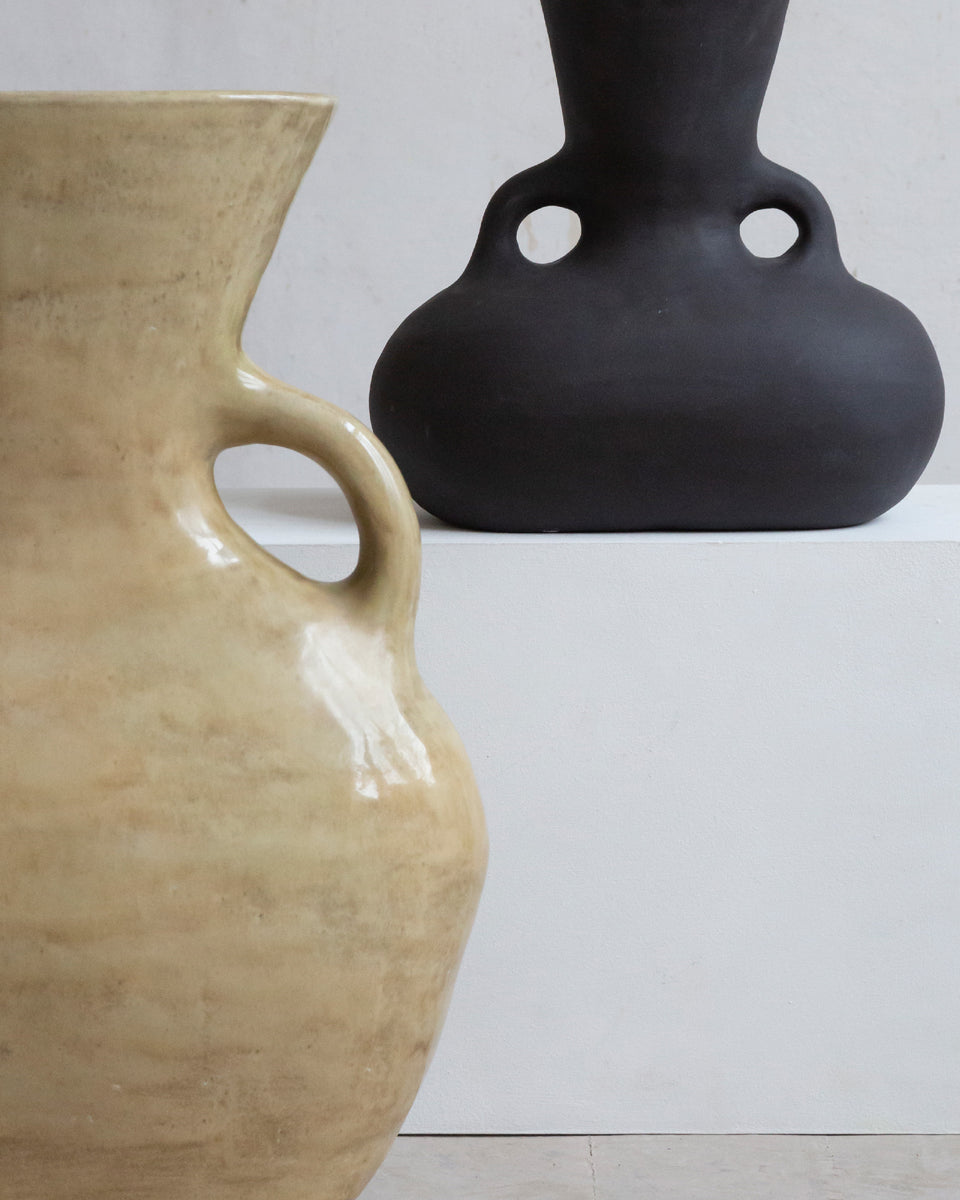 Large floor vase Oat