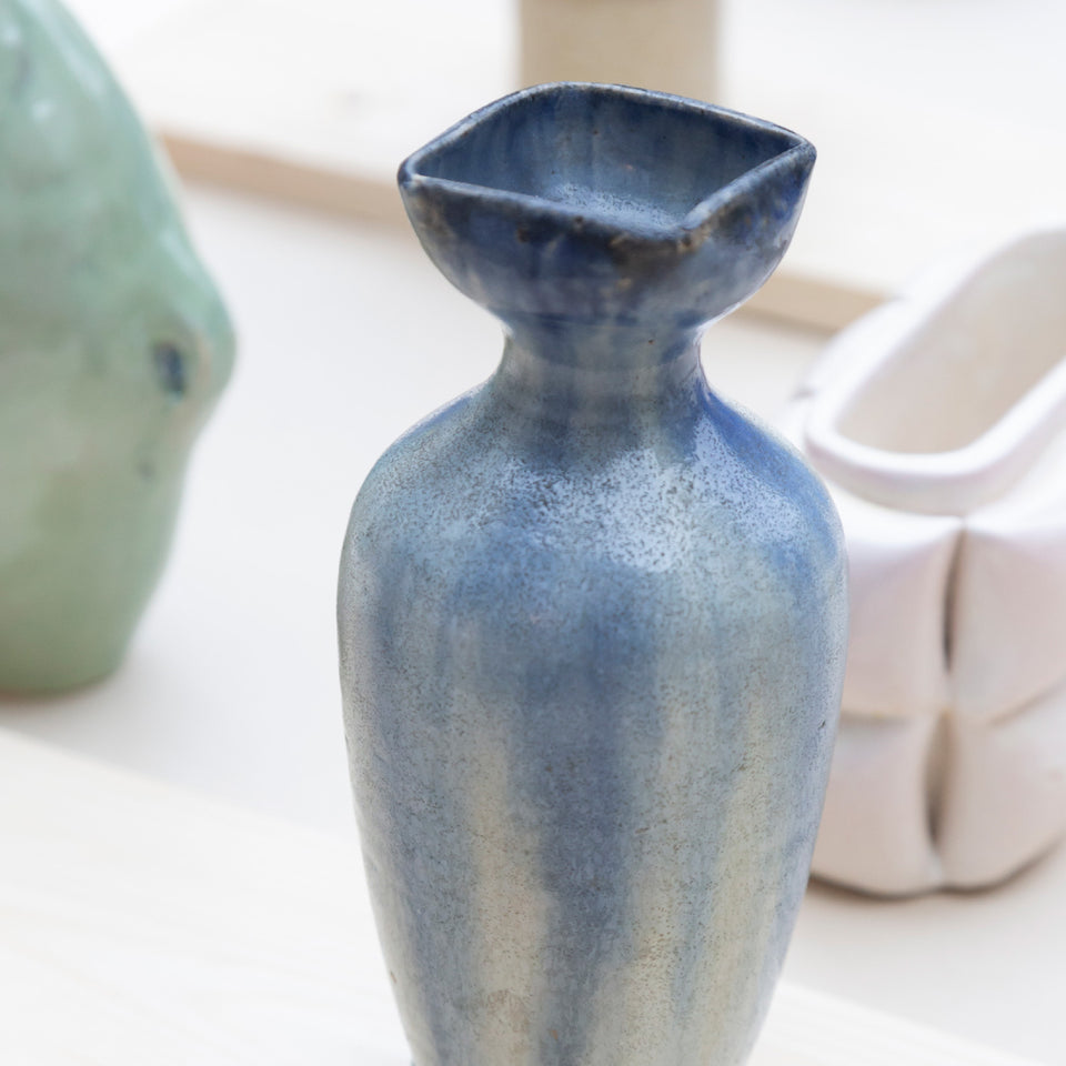 Vase vintage au col carré