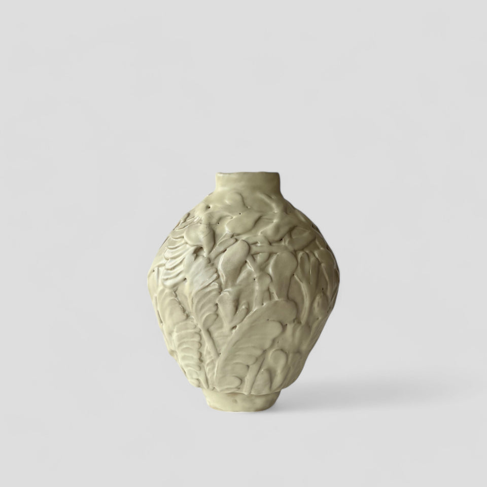 Bas relief Bottle Satin White