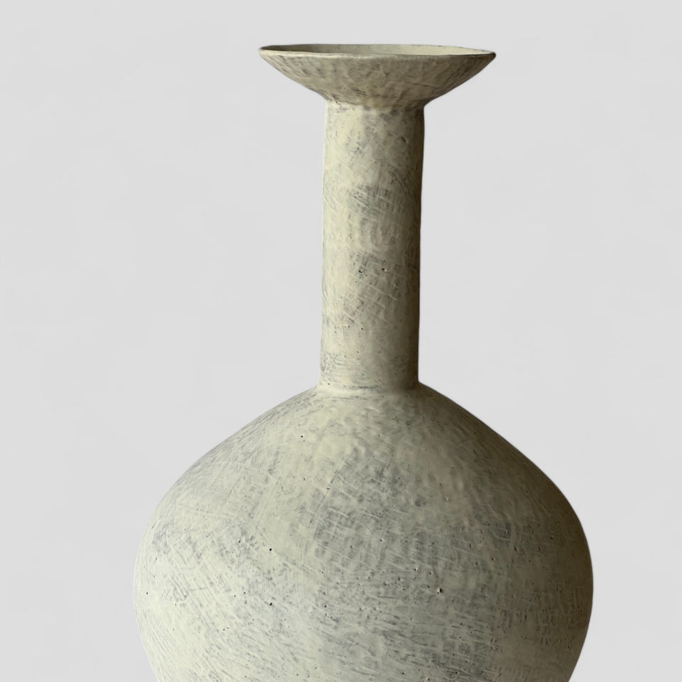 Large vase 2