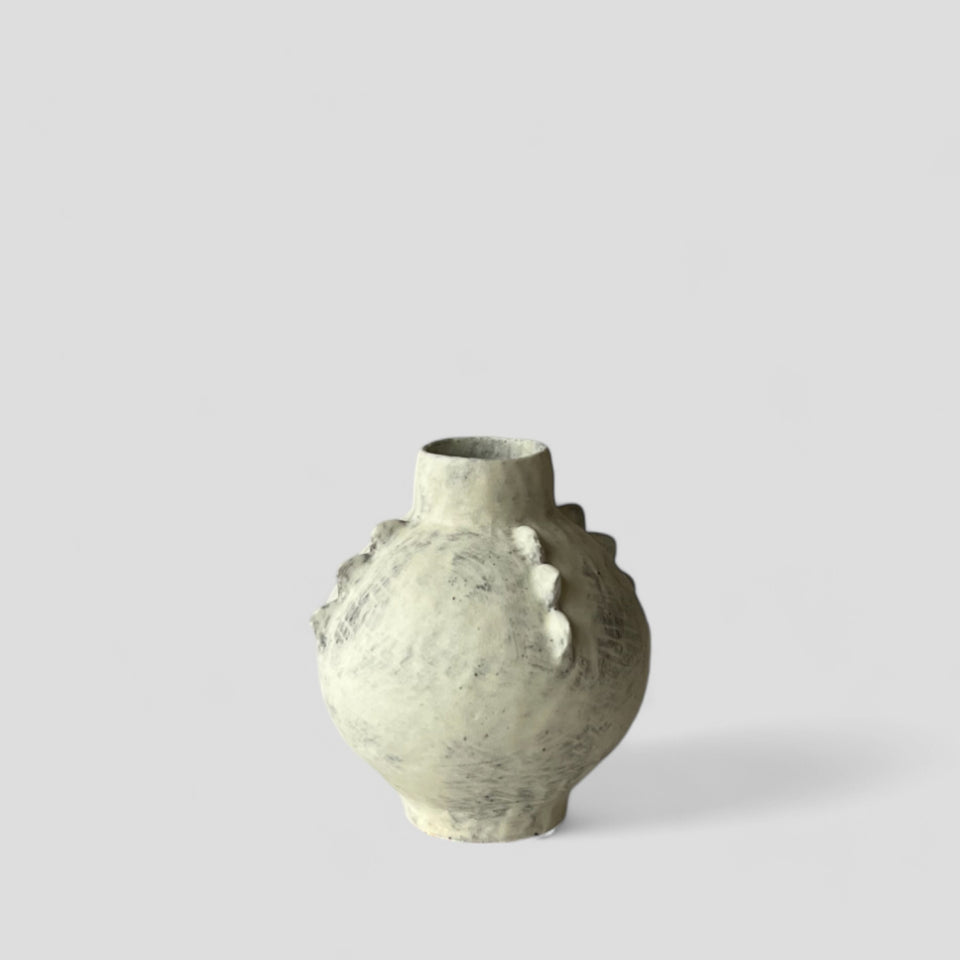 Small vase 1