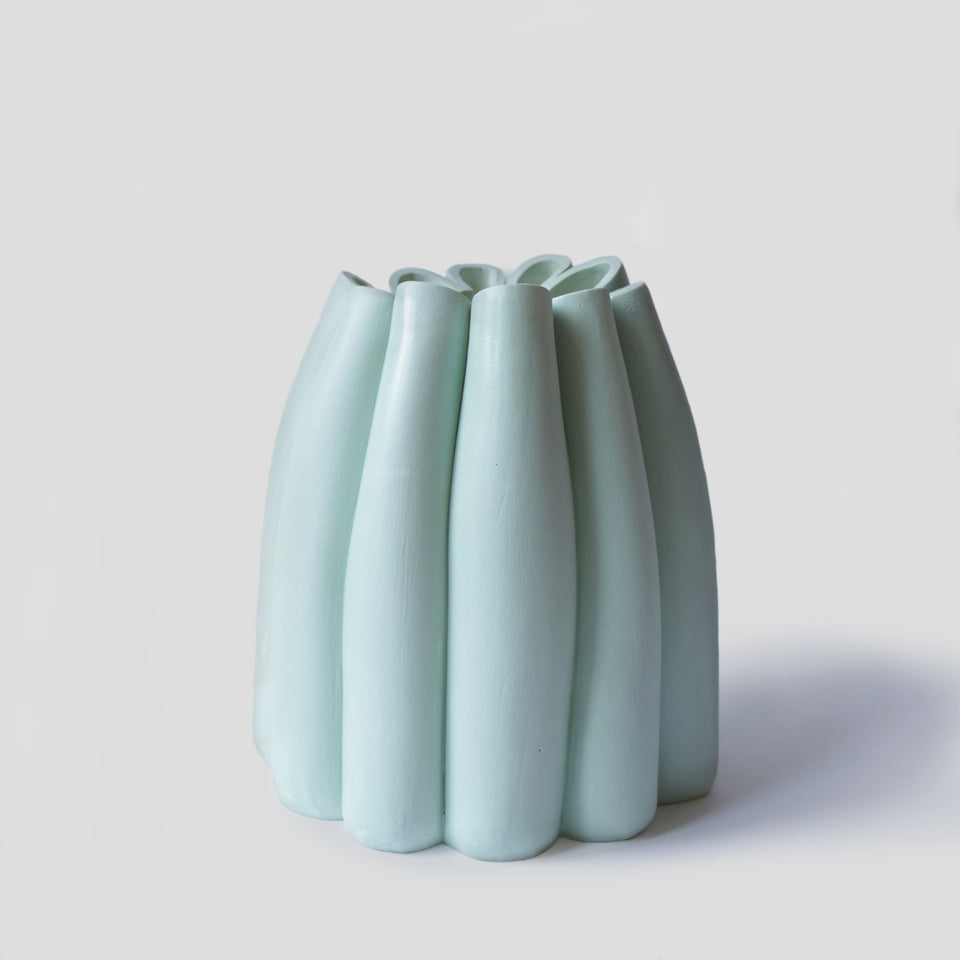 Sculptural Vase "Il fait froid"