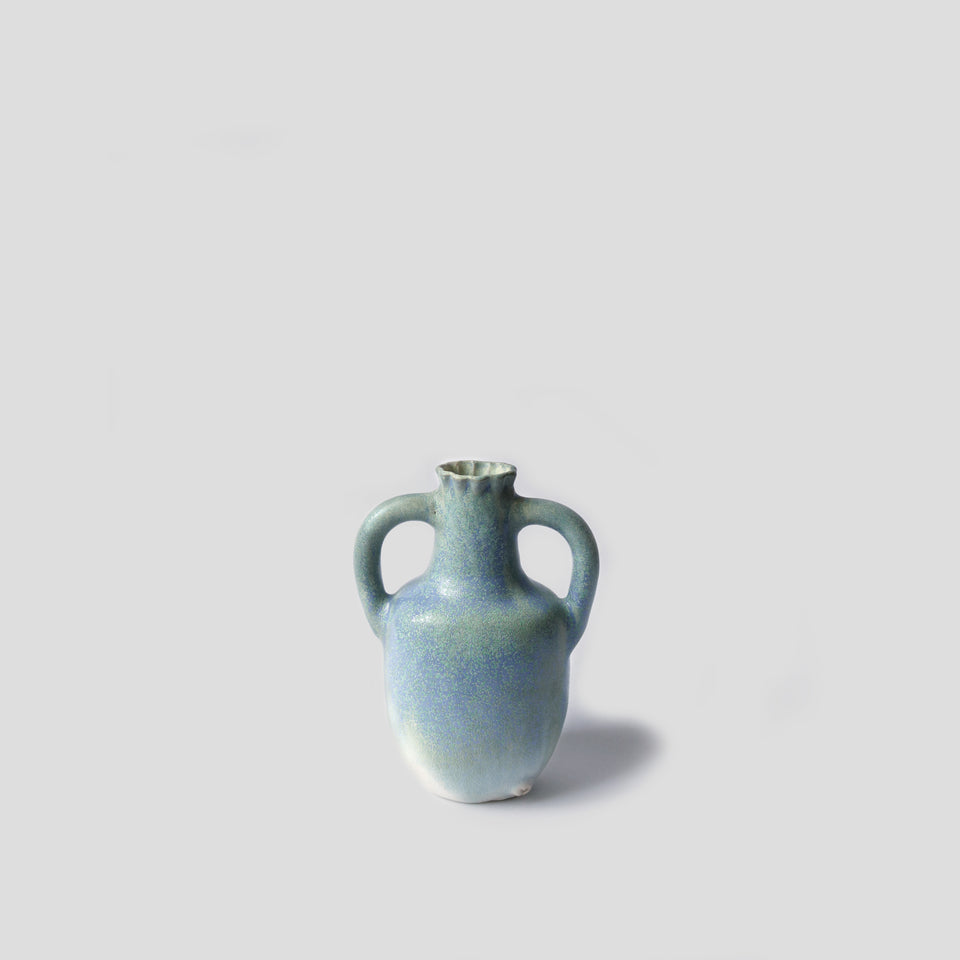 Vase bleu clair