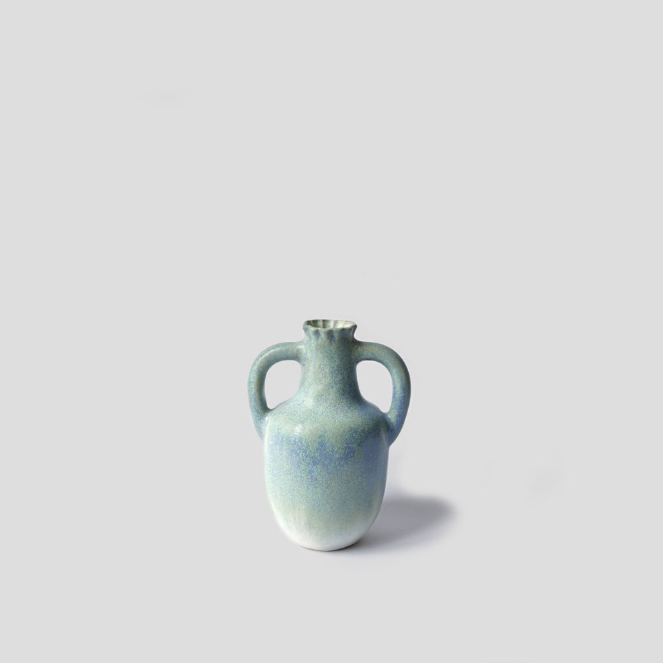 Vase bleu clair